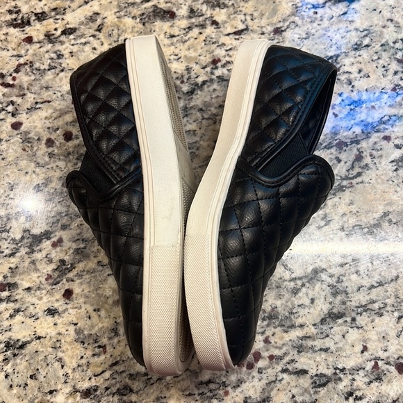 Steve Madden Slip-on Sneaker - Picture 2 of 4